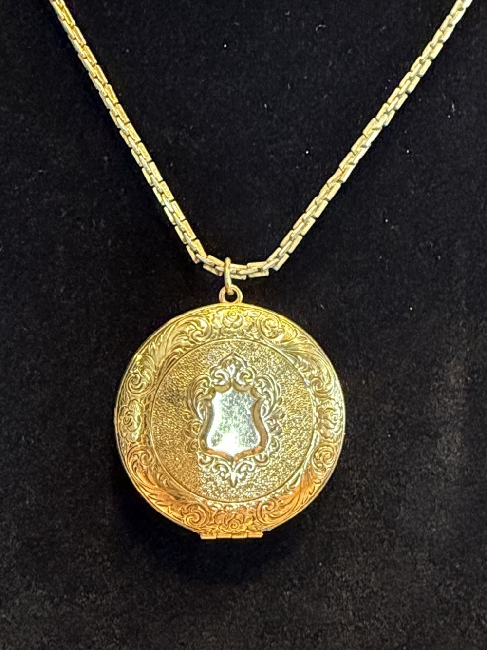 Vintage Gold Locket Necklace - Ornate Floral Medallion